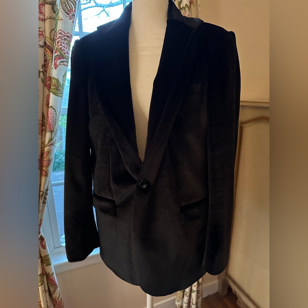 Coofandy Black Velvet Blazer (Men’s Small)